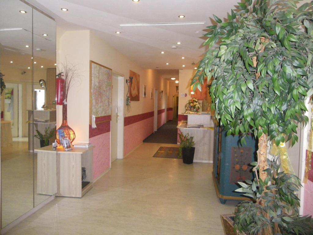 Hotel Amy Řezno Exteriér fotografie
